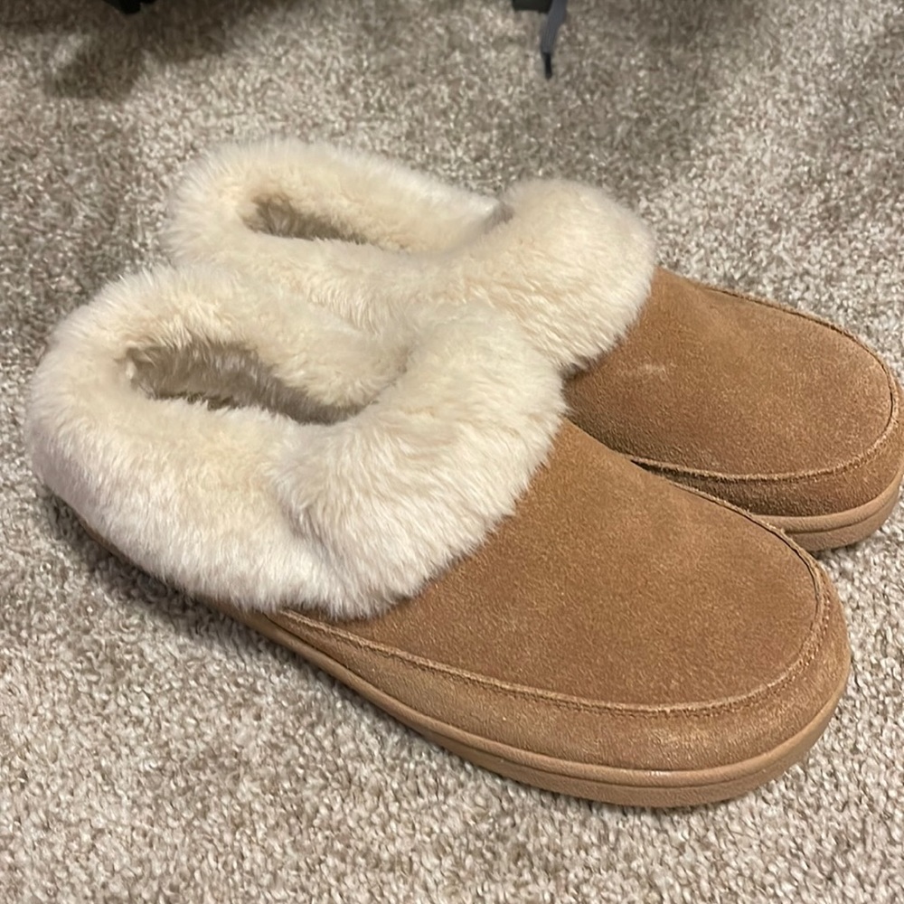 Clarks Womens Faux Fur Lined Clog Slippers NWOT